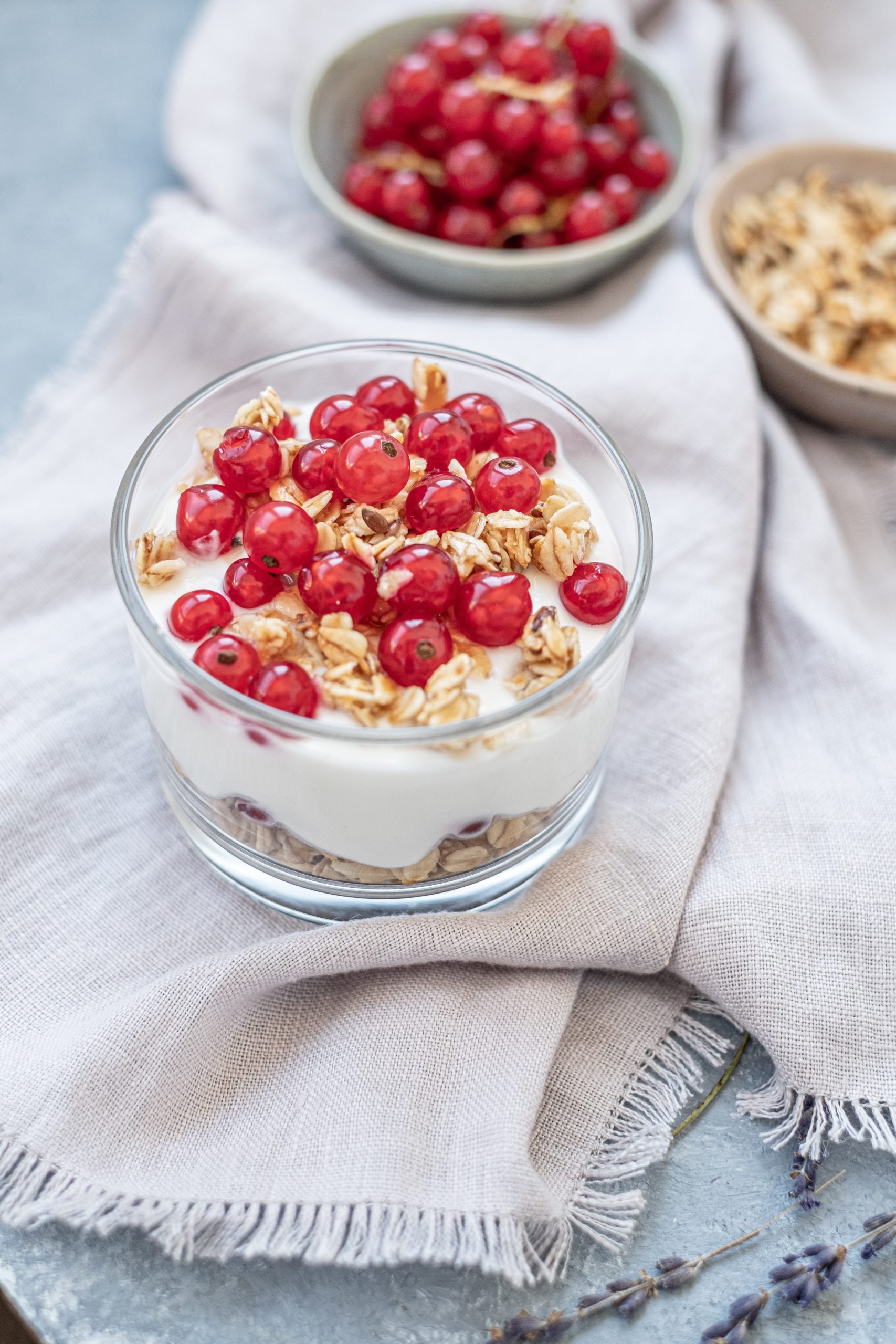 Skyr with Red Currant Berries